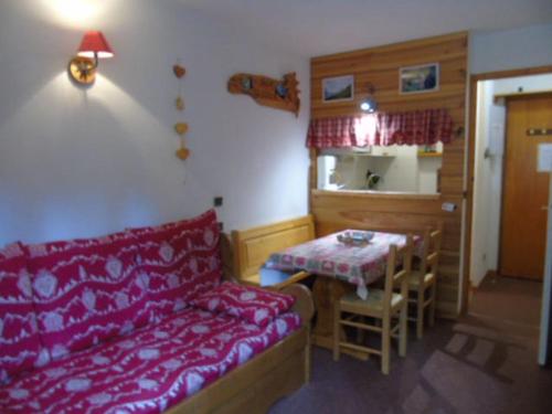 Studio cosy pour 4 pers. à Valfréjus, idéal ski, proche télécabine et commerces - FR-1-561-101