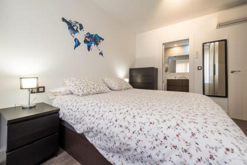 Ένα ή περισσότερα κρεβάτια σε δωμάτιο στο Luxury home Granada