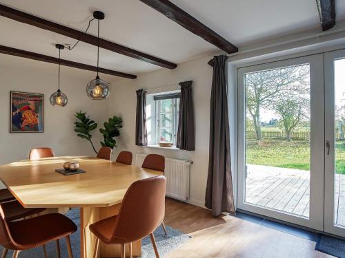 Κήπος έξω από το 8 person holiday home in Sakskøbing-By Traum