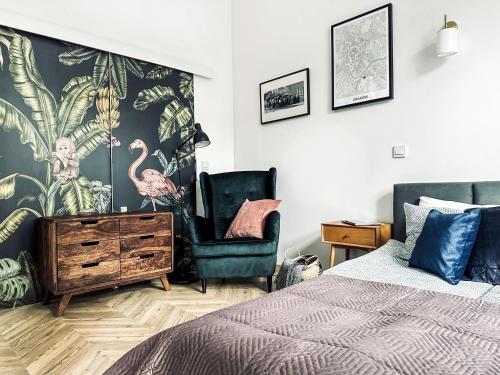 Posteľ alebo postele v izbe v ubytovaní Monkeyland - unique apartment in Old Podgorze