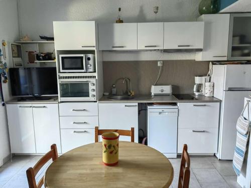 Maison Cap d'Agde, 2 pièces, 4 personnes - FR-1-607-149