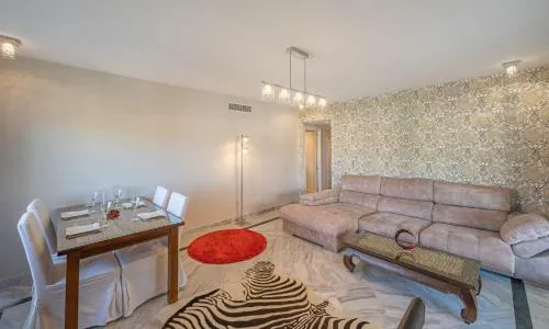 Apartament in urb Dama de Noche Puerto Banus photo 1