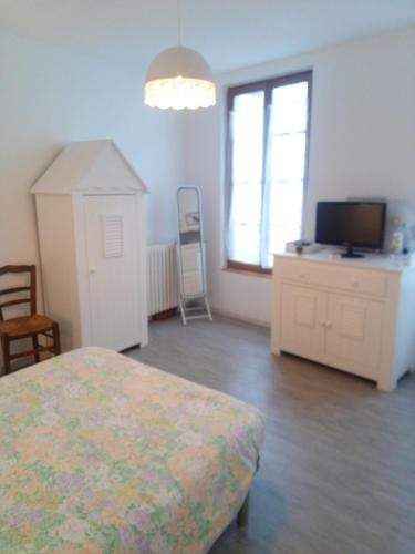 Chambre avec sa salle de bain privative, Vieux-Cognac