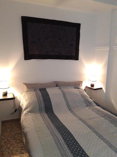 Ένα ή περισσότερα κρεβάτια σε δωμάτιο στο Angelique Όμορφο διαμέρισμα στο Porto Heli