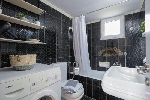 Cozy Deco Suite - Heraklion city photo 3