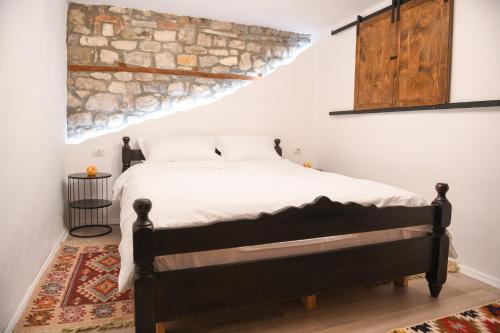 Katil atau katil-katil dalam bilik di Villa Kokoshi, an extraordinary experience.