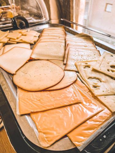 Jídlo v hotelu nebo okolí