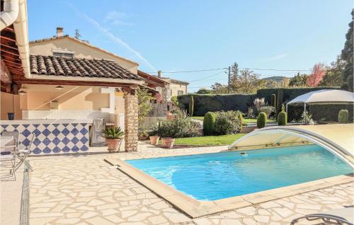 Nice Home In Espeluche With Outdoor Swimming Pool, 3 Bedrooms And Wifi