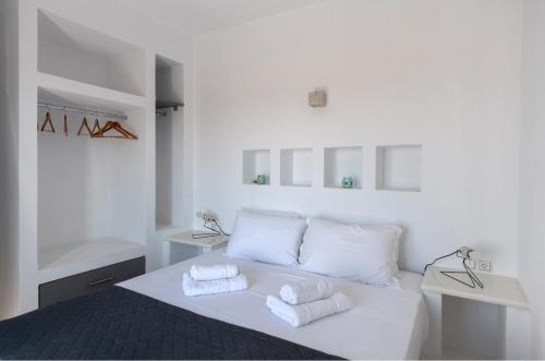 Gallery image of Blue diamonds villas Paros in Pounda
