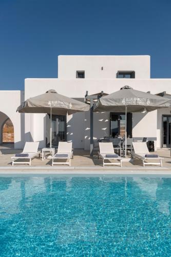 Gallery image of Blue diamonds villas Paros in Pounda