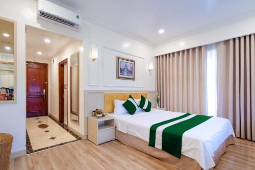 Lam Sơn White Palace Hotel – Photos 2