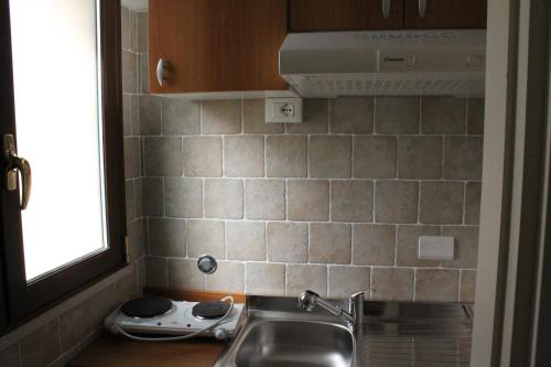 Room in Guest room - Comfortable quadruple room in a farmhouse with swimming pool