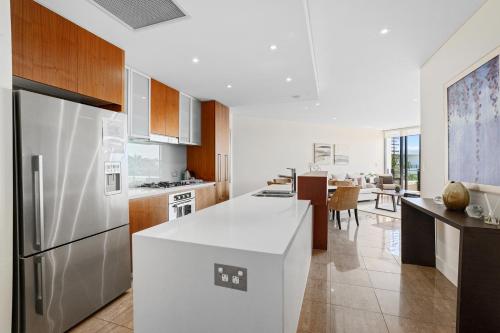 Η κουζίνα ή μικρή κουζίνα στο Cotton Beach Resort - Tweed Coast Holidays ®