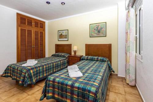 Fabulous apartment with beach views in Puerto Pollensa by Renthousing