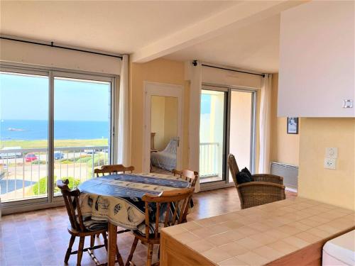 Quiberon - Appartement 2 pièces avec balcon, parking et animaux acceptés - FR-1-478-74
