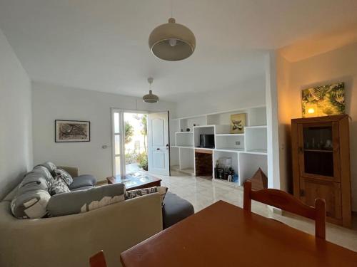 PLAYA CHICA apt with terrace 100 m from the sea