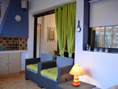 Гостиная зона в Appartement Argelès-sur-Mer, 3 pièces, 4 personnes - FR-1-225-349