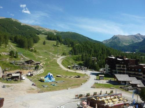 Studio pour 4 pers, au pied des pistes, vue sud, animaux admis - FR-1-322-55