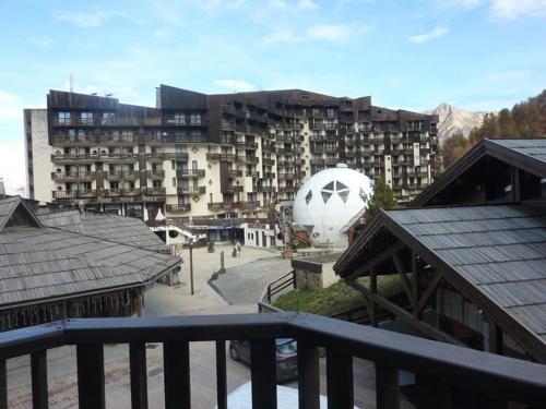 Studio 4 pers. au cœur des Orres avec balcon et accès direct aux pistes - FR-1-322-181