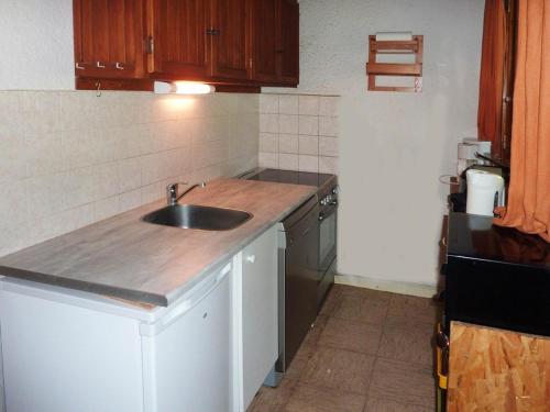 Studio Spacieux 4 Pers, 2 Balcons Sud, Accès Direct aux Pistes, Parking, Proche Centre Station - FR-1-322-190