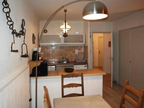 Photo de la galerie de l'établissement Confortable 2 Pièces 6 Pers aux Orres, pied des pistes - FR-1-322-139, aux Orres