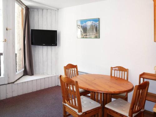 Grand studio 4 pers, skis aux pieds, balcon Sud - FR-1-322-153