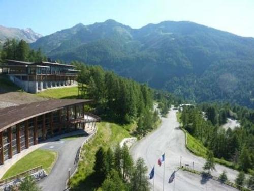 Studio au cœur des Orres avec accès pistes - FR-1-322-173
