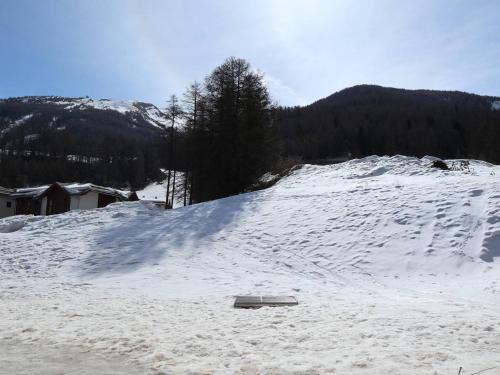 Appartement Confort 4 pers. aux Orres 1800 avec Piscine, Sauna, Hammam et Wifi Gratuit - FR-1-322-89
