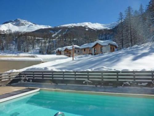 Appartement Confort 4 pers. aux Orres 1800 avec Piscine, Sauna, Hammam et Wifi Gratuit - FR-1-322-89