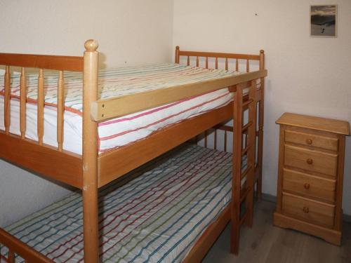 Bel appartement, 2 pièces, 6 pers, au centre, skis aux pieds, balcon sud - FR-1-322-232