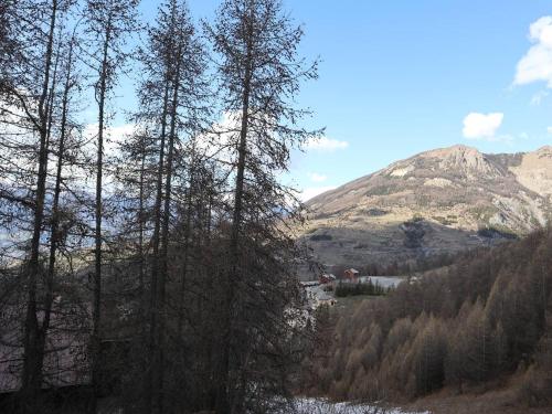 Studio avec balcon et parking proche des pistes - FR-1-322-282