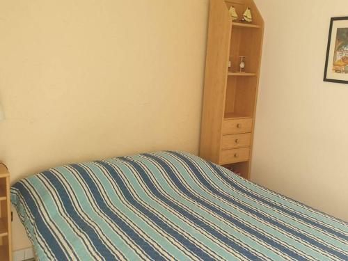 Photo de la galerie de l'établissement Appartement 2 pièces + mezzanine avec parking et climatisation, proche plage - Argelès-sur-Mer - FR-1-388-36, à Argelès-sur-Mer