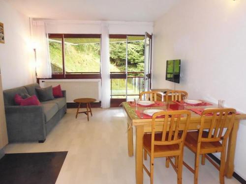 Charmant Studio à Proximité des Pistes – 4 Pers., Balcon, Tout Équipé - FR-1-400-4