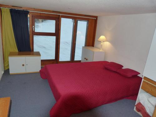 Duplex 2 pièces pour 5 pers. proche des pistes – Charmettoger Arc 1800 - FR-1-411-221