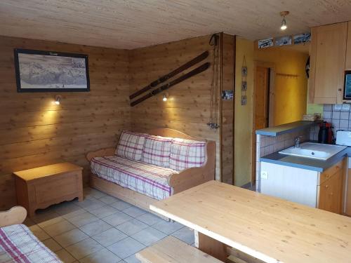 Appartement cosy 2 pièces pour 4, proche pistes et commerces aux Arcs 1600 - FR-1-411-477