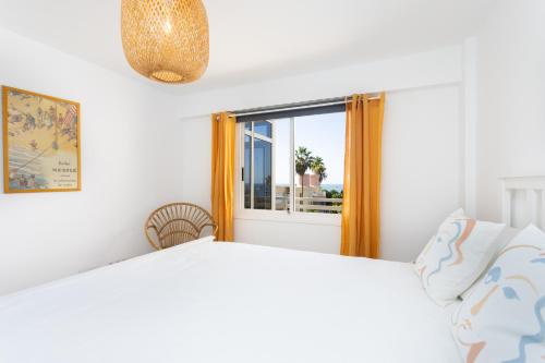 Home2Book Beachfront Design&Views Los Cristianos