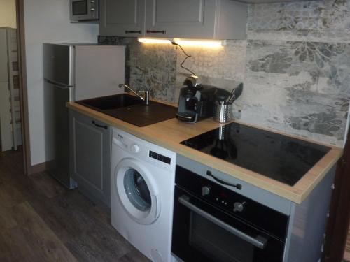 Appartement rénové aux Orres, skis aux pieds, parking, accepte animaux - FR-1-322-311