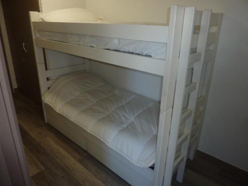 Appartement rénové aux Orres, skis aux pieds, parking, accepte animaux - FR-1-322-311