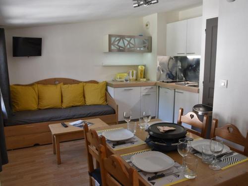 Studio Cabine à Montgenèvre - Face aux Pistes, Wifi, Animaux Acceptés - FR-1-266-131