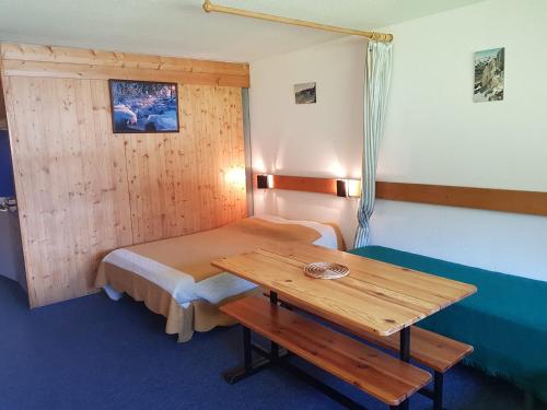 Studio confortable à Arc 1600, ski aux pieds, proche commerces, pour 3 personnes - FR-1-411-530
