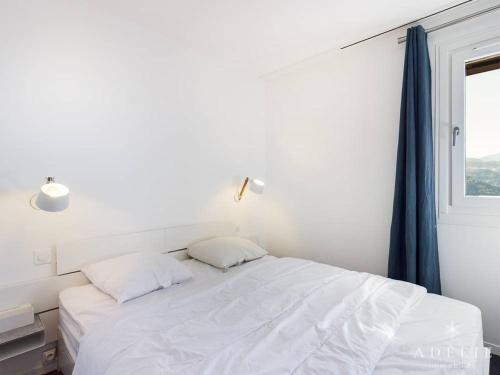 Appartement Montvalezan-La Rosière, 2 pièces, 8 personnes - FR-1-398-532にあるベッド