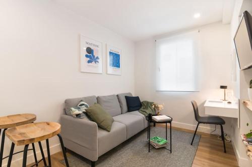 Moderno y Acogedor Apartamento en Atocha 4 PAX A/C