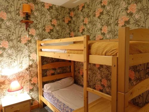 Photo de la galerie de l'établissement Appartement 6 pers. au pied des pistes, balcon sud, parking, ski, randonnées - Arêches, 2 étoiles - FR-1-342-190, à Beaufort