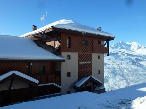 Photo de la galerie de l'établissement Appartement 7 pers à Vallandry proche des pistes - FR-1-411-659, à Landry