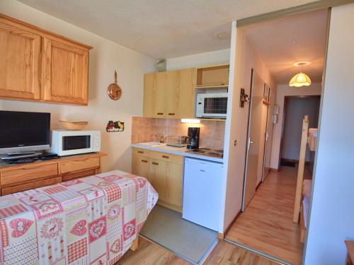 Photo de la galerie de l'établissement 2 pièces confort avec terrasse et animaux admis - FR-1-505-29, à Notre-Dame-de-Bellecombe