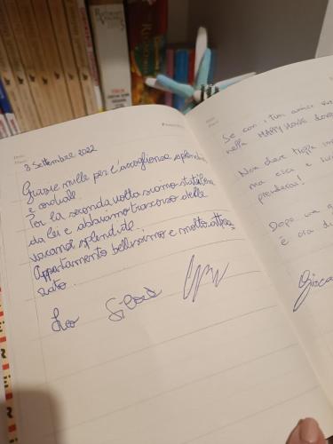Foto dalla galleria di Le Palme 98 "Casa Vacanze" a Lido di Camaiore