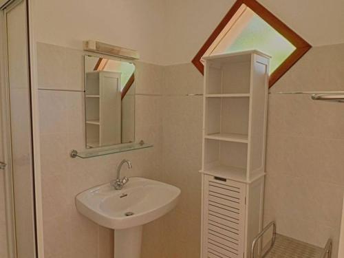 Koupelna v ubytování Appartement Calcatoggio, 3 pièces, 6 personnes - FR-1-61-548
