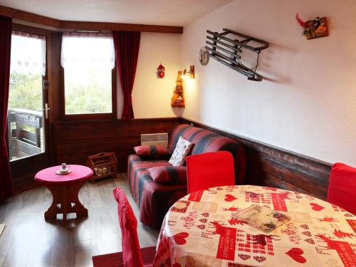 Studio prestige 4 pers, skis aux pieds, cheminée, balcon, sans animaux, wifi libre - FR-1-322-441