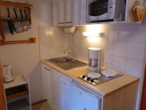 Photo de la galerie de l'établissement Appartement 24m² pour 4 pers. avec piscine à Arêches-Beaufort - FR-1-342-252, à Beaufort