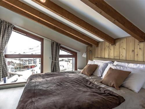 Bel appartement rénové, duplex 6p, balcon, skis aux pieds, Val Thorens